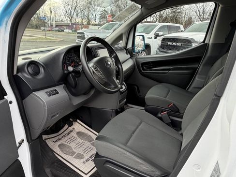 Used 2021 Nissan NV200 SV FWD image 7