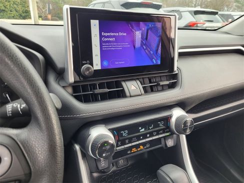 Used 2023 Toyota RAV4 XLE image 19