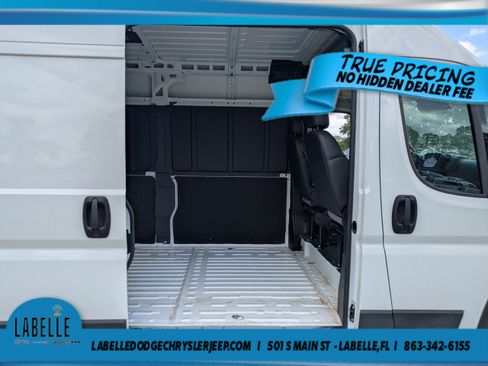 Used 2026 RAM ProMaster 2500 w/ Convenience Group FWD image 13