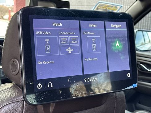 Used 2021 GMC Yukon XL Denali image 16