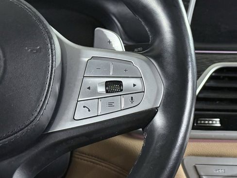 Used 2022 BMW 750i xDrive w/ Executive Package image 47