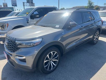 Certified 2023 Ford Explorer ST-Line w/ Class IV Trailer Tow Package
