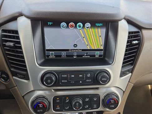 Used 2017 GMC Yukon SLT image 13