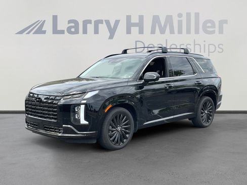 Used 2025 Hyundai Palisade Calligraphy AWD/4WD image 1
