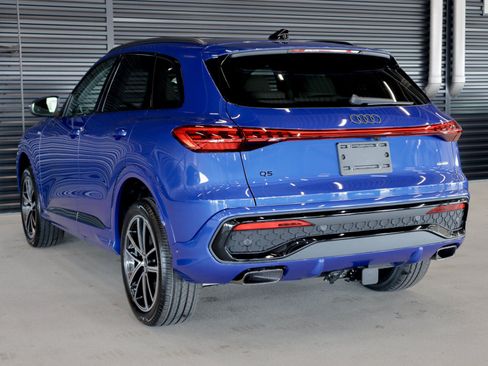 New 2026 Audi Q5 Premium AWD/4WD image 2