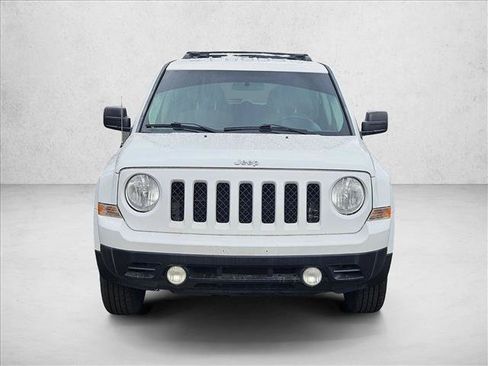 Used 2014 Jeep Patriot Sport FWD image 2