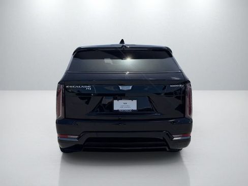 Used 2025 Cadillac Escalade IQ Sport 2 AWD/4WD image 6