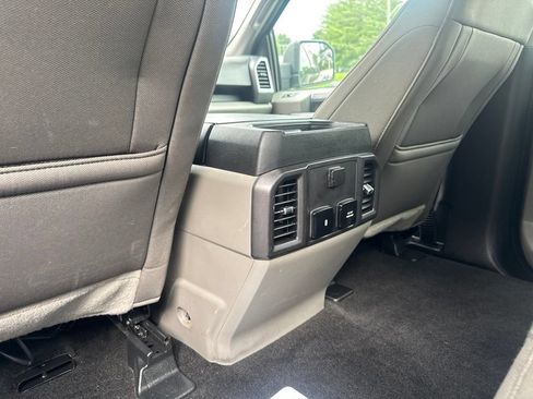 Used 2018 Ford F150 XLT w/ Equipment Group 302A Luxury AWD/4WD image 23