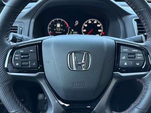 Used 2025 Honda Ridgeline Black Edition image 29