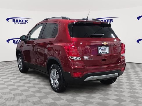 Certified 2022 Chevrolet Trax LT w/ LT Convenience Package image 7