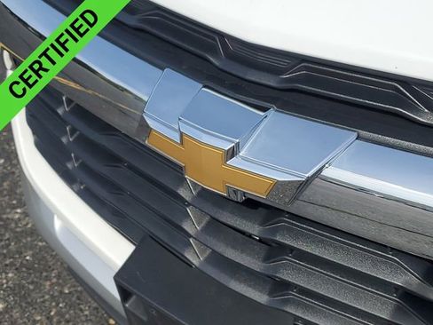 Certified 2025 Chevrolet TrailBlazer LT AWD/4WD image 29