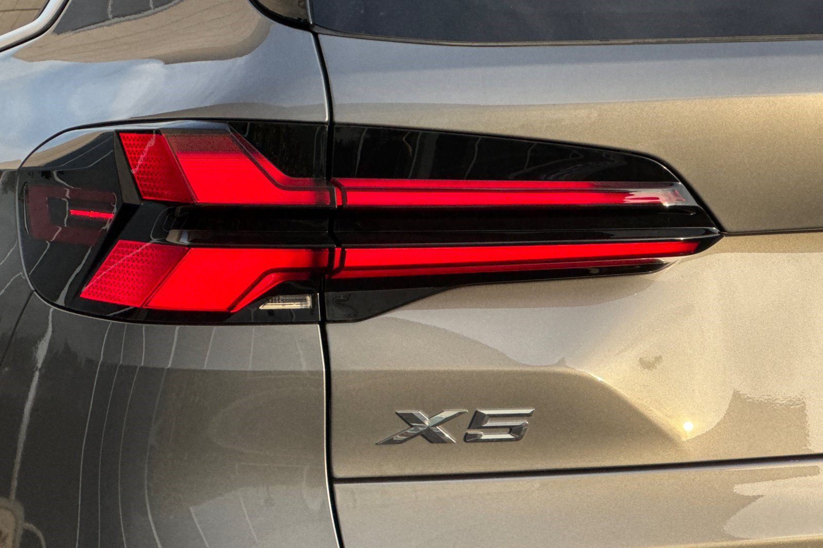 Used 2026 BMW X5 xDrive40i AWD/4WD image 25