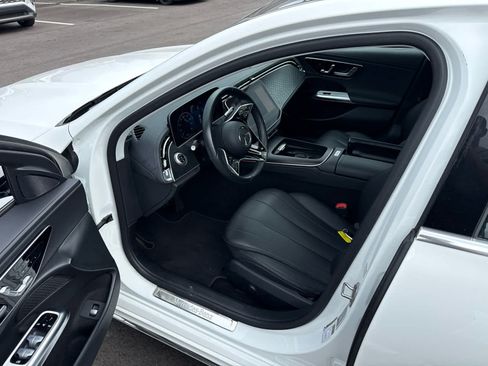 Used 2025 Mercedes-Benz E 350 Sedan w/ Winter Package image 5
