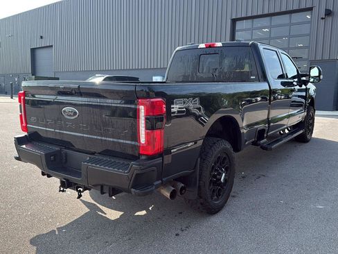 Used 2024 Ford F250 Lariat w/ Lariat Ultimate Package AWD/4WD image 3