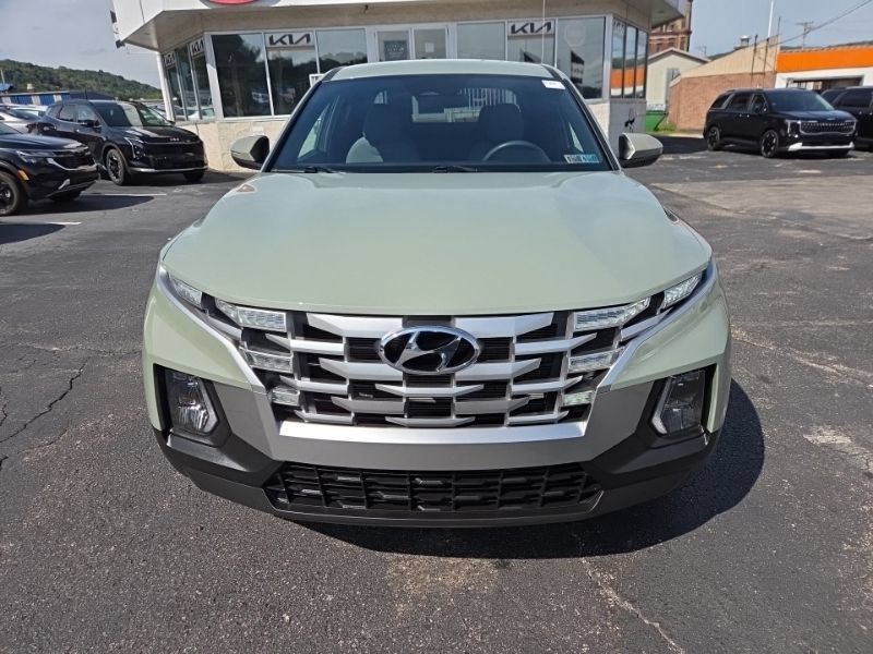 Used 2024 Hyundai Santa Cruz SEL AWD/4WD image 2