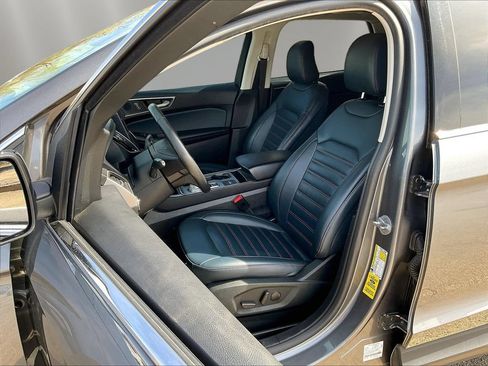 Used 2022 Ford Edge SEL w/ Sport Appearance Package AWD/4WD image 21