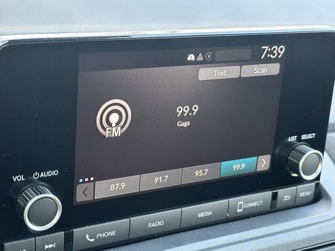 Certified 2025 Honda Accord SE image 13