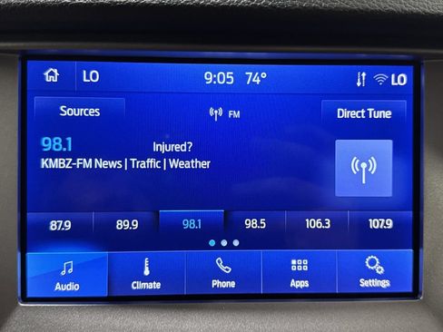 Used 2023 Ford Ranger XLT w/ Equipment Group 302A High AWD/4WD image 4