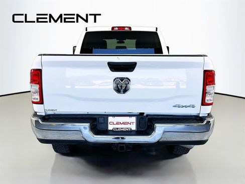 Used 2023 RAM 2500 Tradesman w/ Chrome Appearance Group AWD/4WD image 8