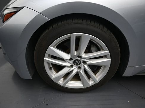 Used 2023 Lexus IS 300 w/ Comfort Package RWD image 9