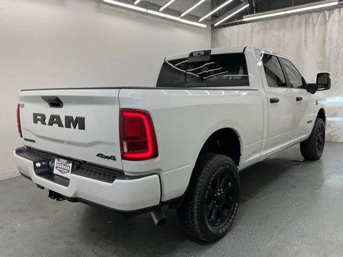 Used 2026 RAM 2500 Big Horn AWD/4WD image 7