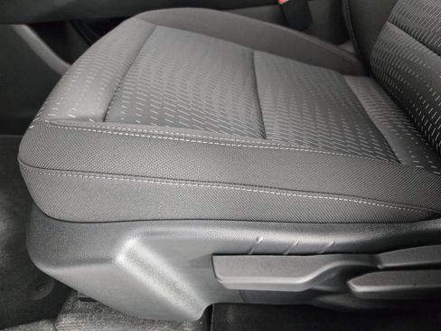 New 2027 Chevrolet Equinox LT w/ Midnight Edition FWD image 26
