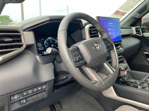 Certified 2025 Toyota Tundra Limited AWD/4WD image 8
