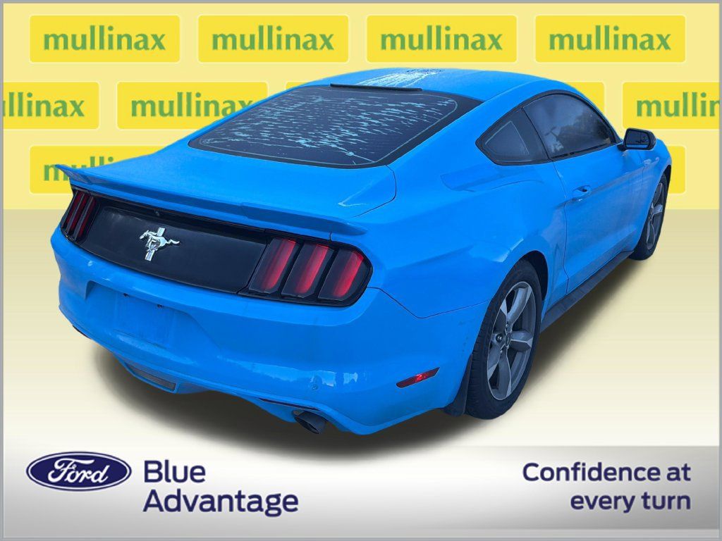Used 2017 Ford Mustang Coupe RWD image 4