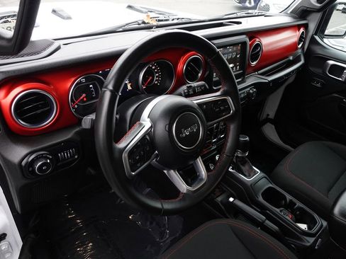 Used 2019 Jeep Wrangler Unlimited Rubicon image 13