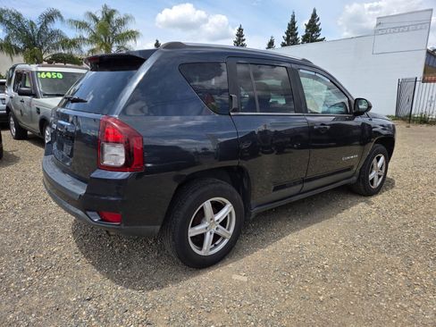 Used 2014 Jeep Compass Sport w/ Power Value Group FWD image 3