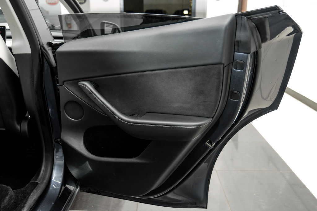Used 2023 Tesla Model Y Long Range AWD/4WD image 52