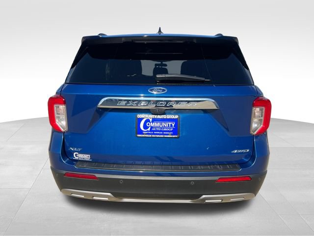 Used 2023 Ford Explorer XLT w/ Equipment Group 202A AWD/4WD image 5