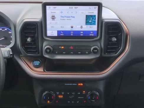 Used 2022 Ford Bronco Sport Outer Banks w/ Tech Package AWD/4WD image 28