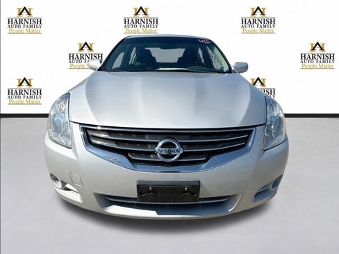 Used 2011 Nissan Altima 2.5 S FWD image 10