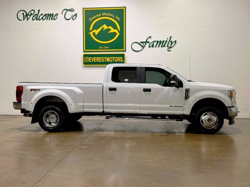 Used 2020 Ford F350 XL w/ STX Appearance Package AWD/4WD image 2