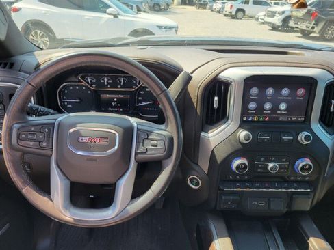 Used 2022 GMC Sierra 1500 SLT AWD/4WD image 15