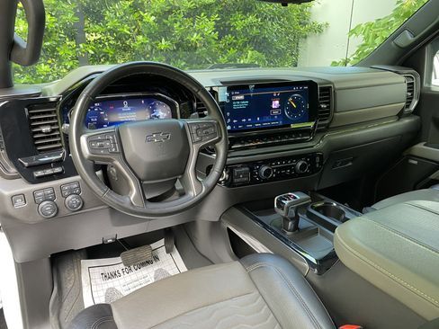 Used 2024 Chevrolet Silverado 1500 ZR2 w/ Technology Package AWD/4WD image 38
