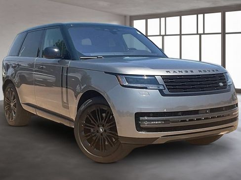 Used 2023 Land Rover Range Rover SE AWD/4WD image 10