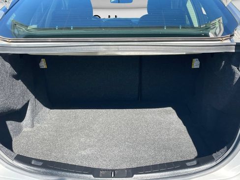 Used 2017 Ford Fusion Titanium FWD image 16
