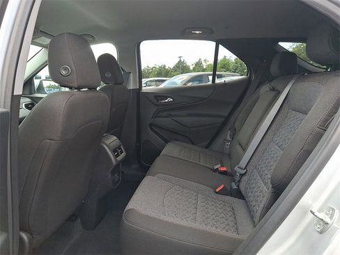 Used 2022 Chevrolet Equinox LT image 10