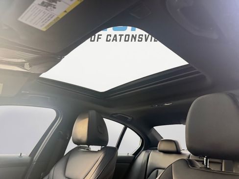 Used 2022 BMW 330i xDrive Sedan w/ Premium Package image 18