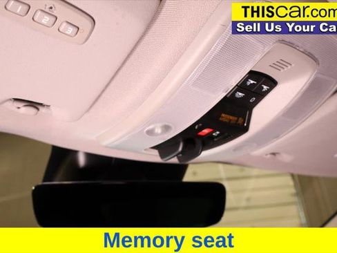 Used 2015 Volvo XC60 T6 image 17