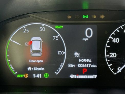 Used 2026 Honda CR-V Sport image 14