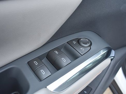 New 2026 Chevrolet Traverse LT w/ Midnight/Sport Edition FWD image 12