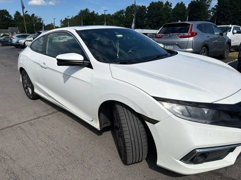 Used 2019 Honda Civic EX image 2