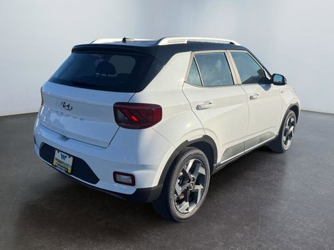 New 2026 Hyundai Venue SEL image 5