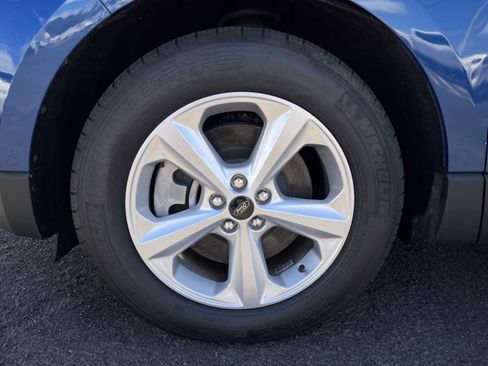 Used 2024 Ford Edge SE w/ Cargo Accessory Package AWD/4WD image 18