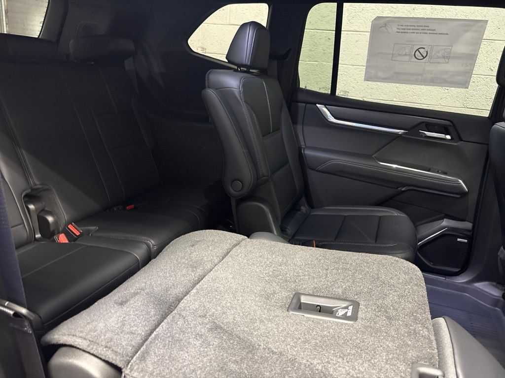 New 2027 GMC Acadia Elevation w/ Black Edition AWD/4WD image 10