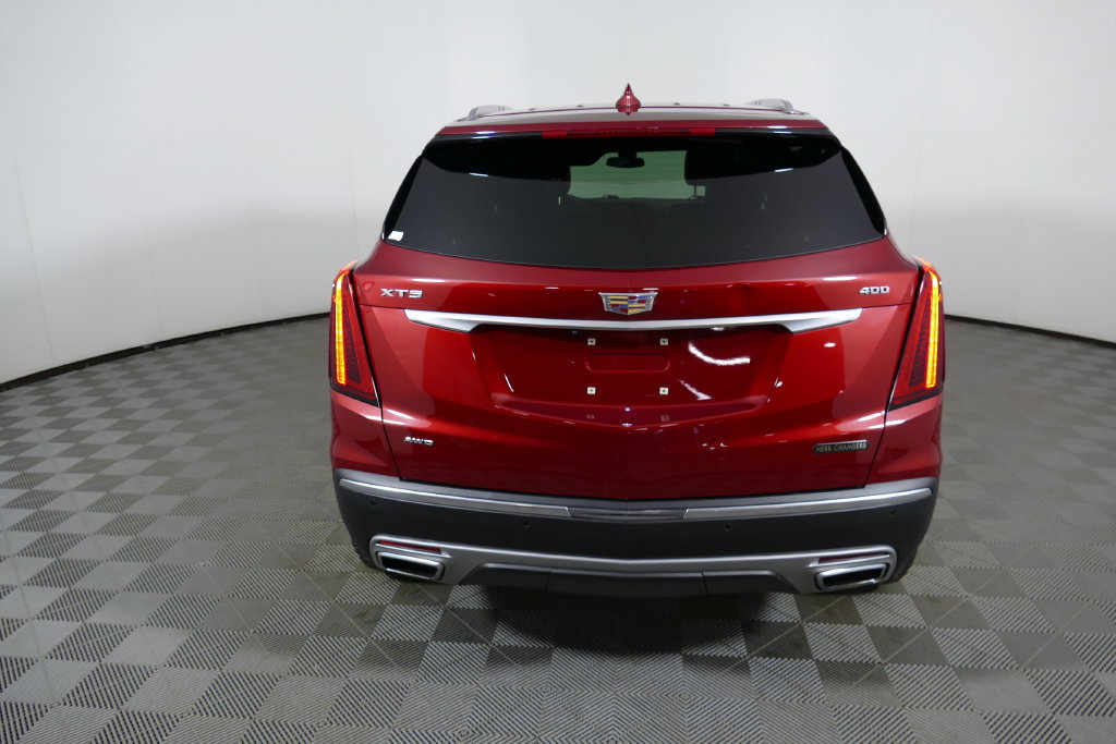 Used 2020 Cadillac XT5 Premium Luxury AWD/4WD image 4