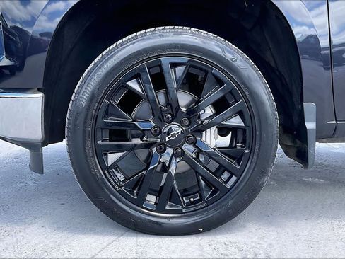 Used 2023 Chevrolet Silverado 1500 LT w/ LPO, Dark Essentials Package AWD/4WD image 8
